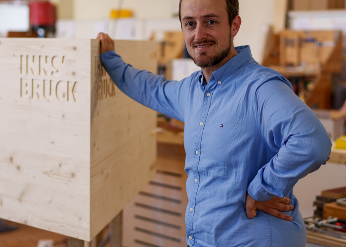 © © Randall Media Factory / Eduardo Espinosa © © Randall Media Factory / Eduardo Espinosa