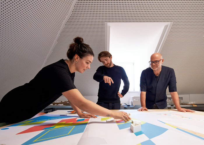 © © Randall Media Factory / Eduardo Espinosa © © Randall Media Factory / Eduardo Espinosa