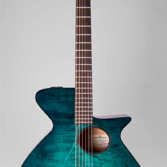 Ob spacig-türkise Gitane Nouveaux … | © Pagelli Gitarrenbau